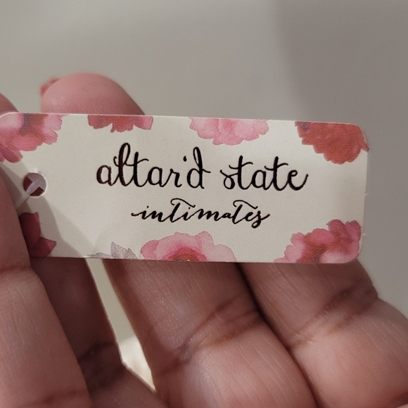 FURLOUGH SALE NWT Altar'd State Bralette - M - Picture 3 of 8